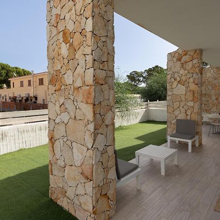 Case Vacanze "Bianco Mare" Porto Pino Kültér fotó