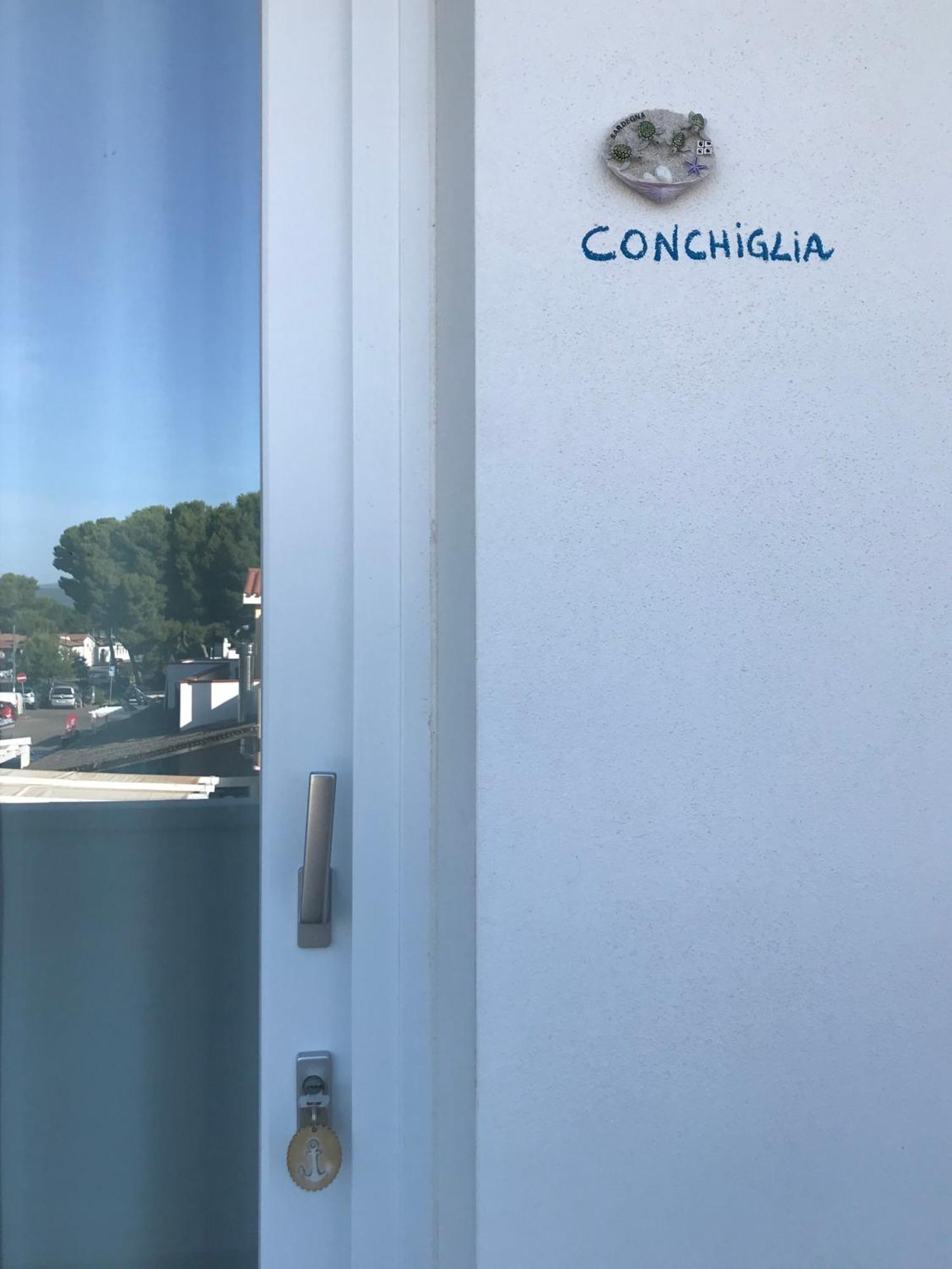 Case Vacanze "Bianco Mare" Porto Pino Szoba fotó